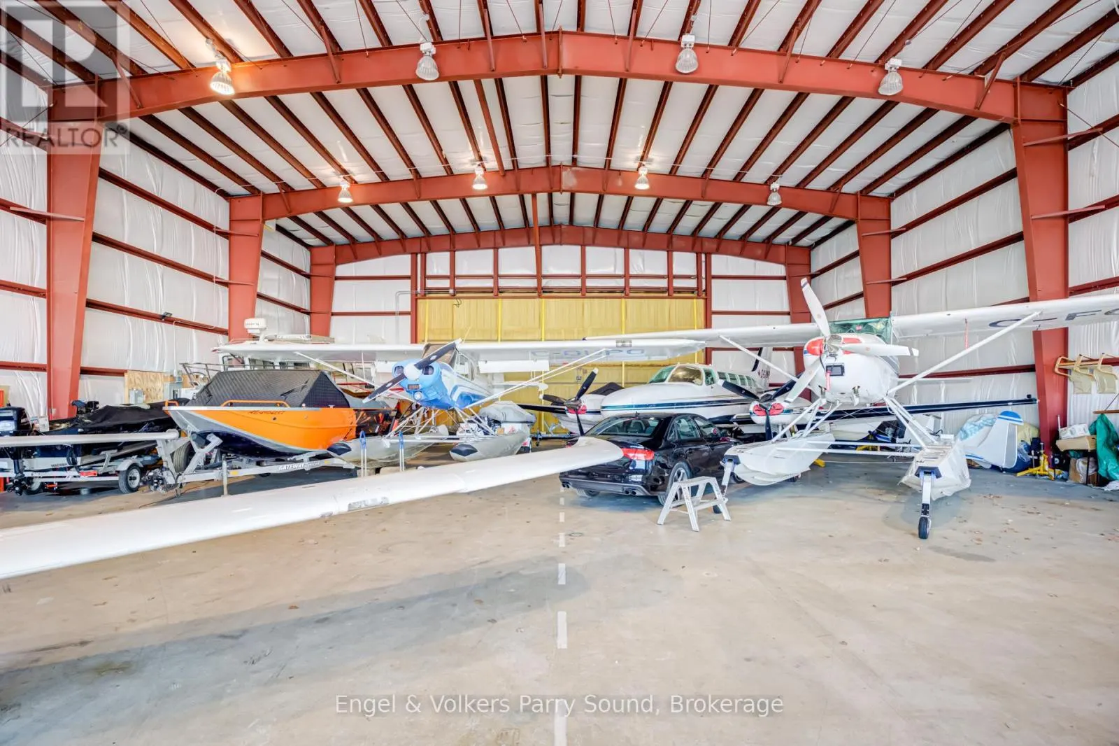 14 HANGAR ROAD