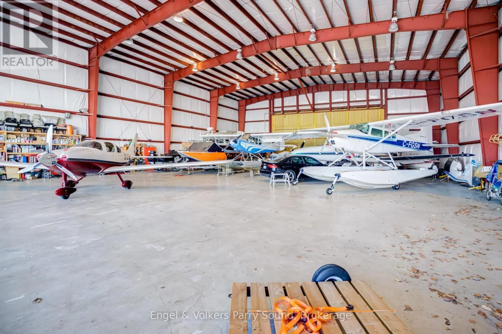 14 HANGAR ROAD