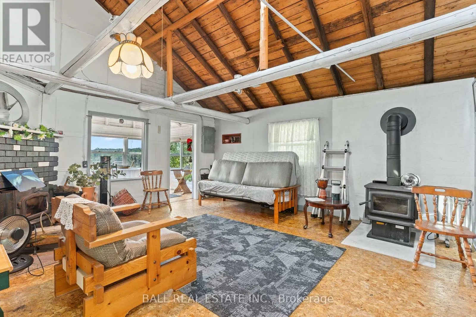 1017 EWLES DRIVE