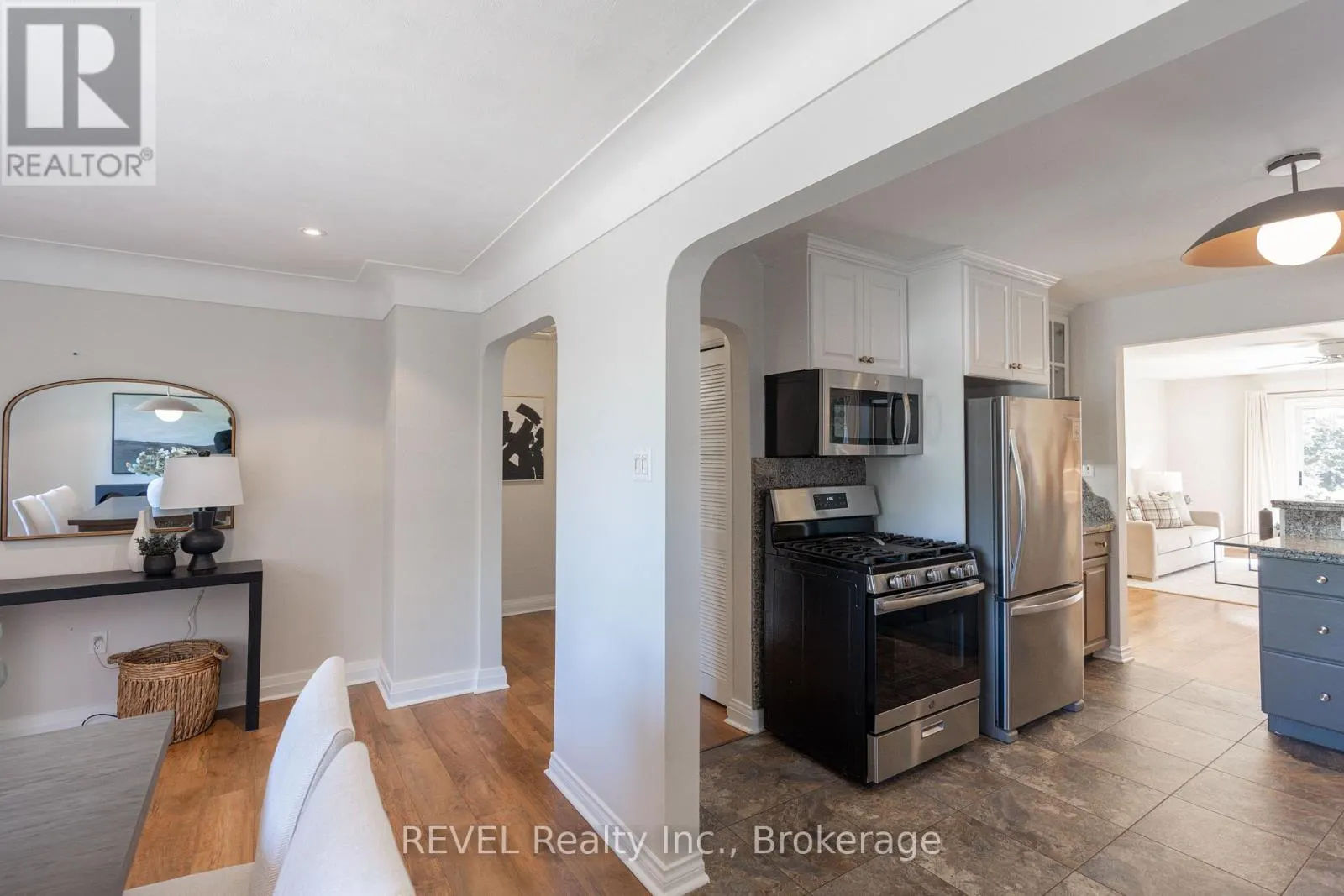 522 MISSISSAGUA ROAD