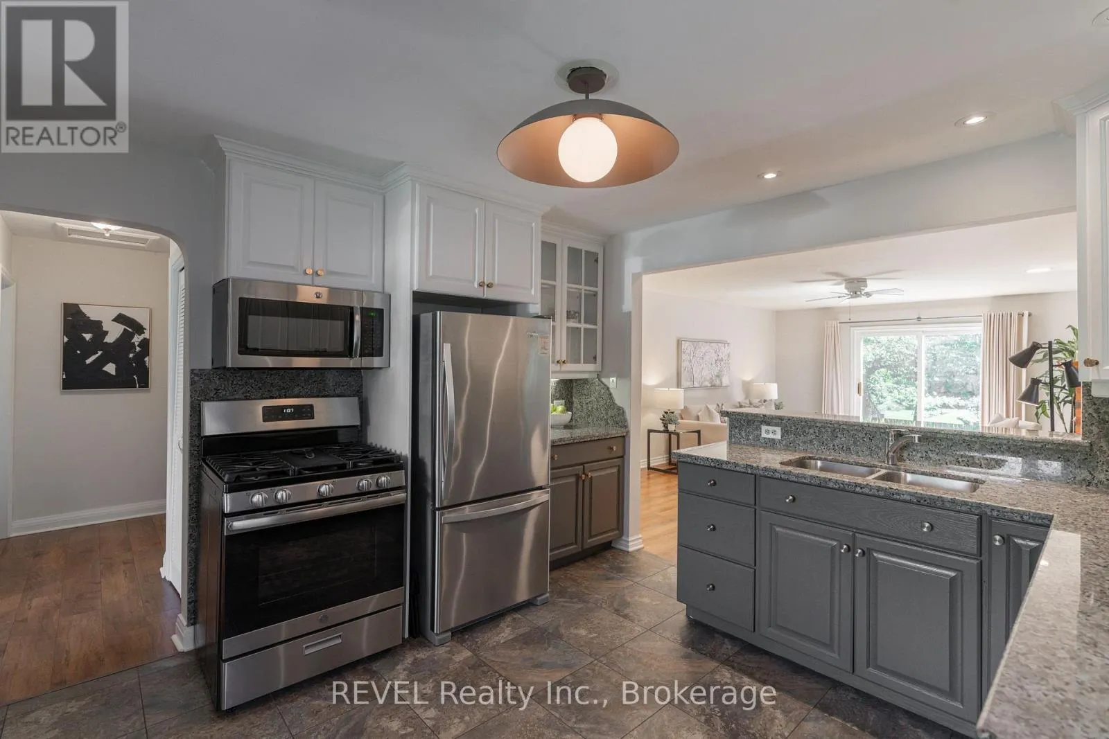 522 MISSISSAGUA ROAD