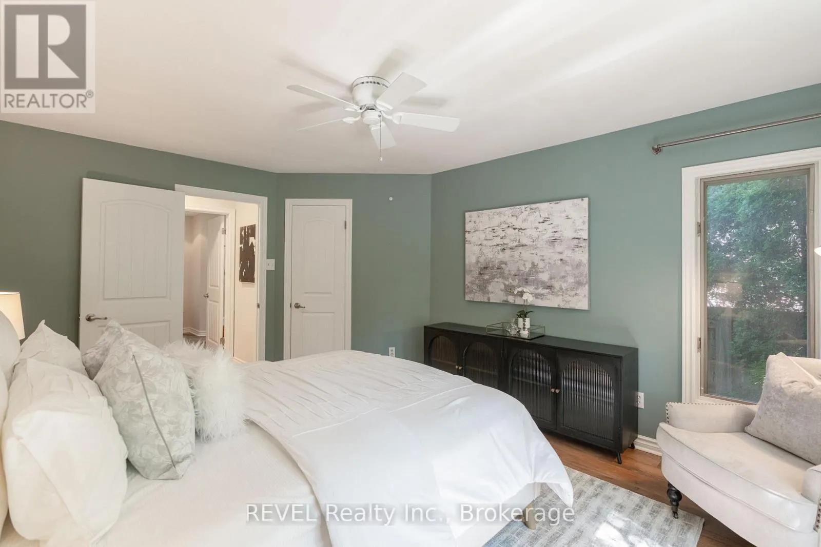 522 MISSISSAGUA ROAD
