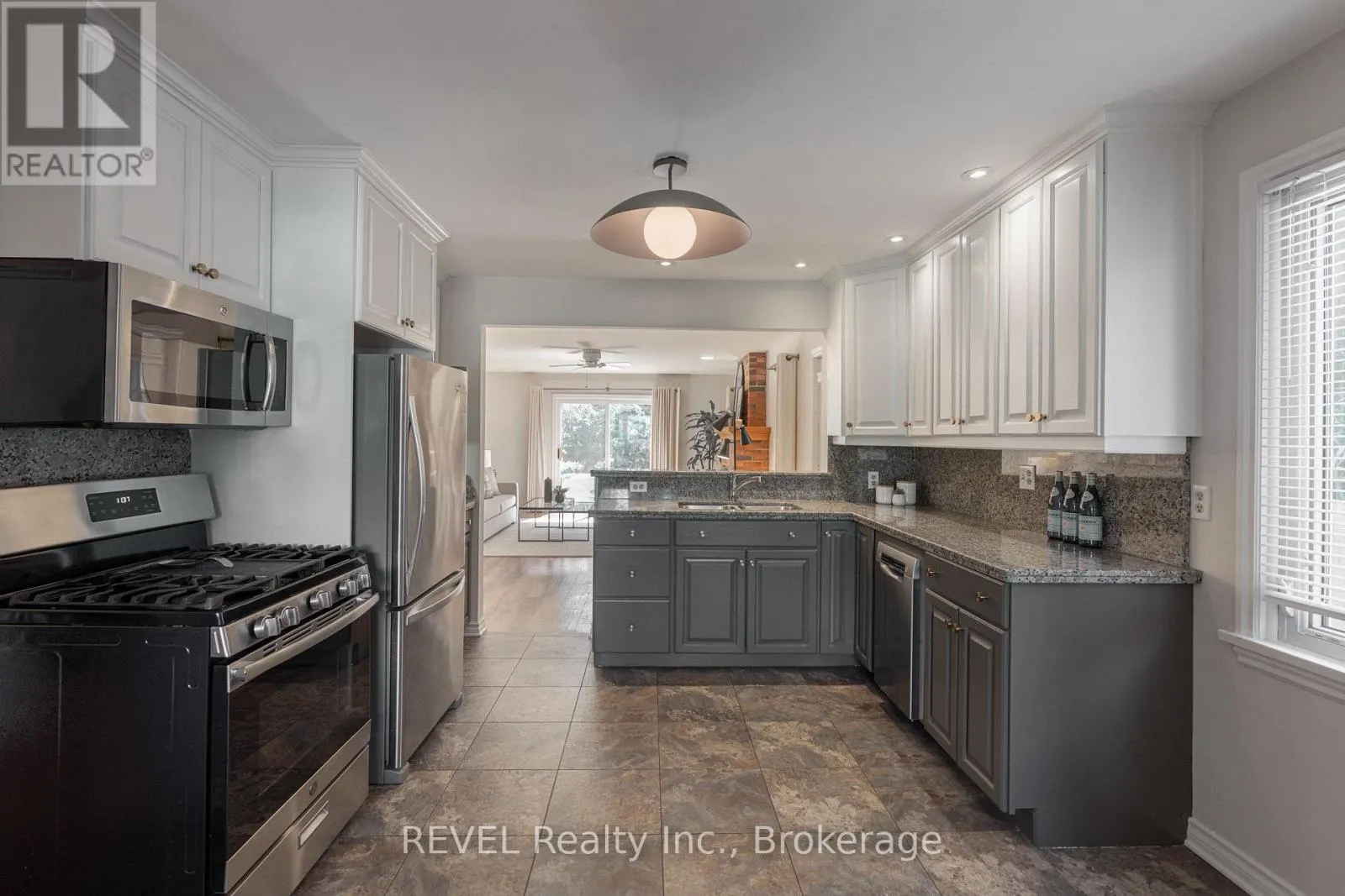 522 MISSISSAGUA ROAD