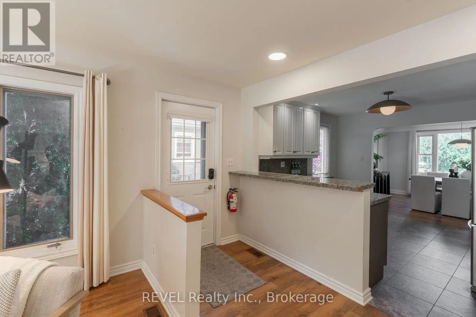 522 MISSISSAGUA ROAD