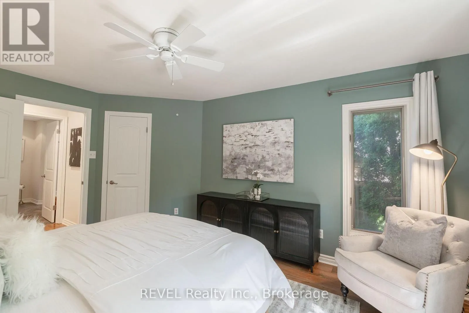 522 MISSISSAGUA ROAD