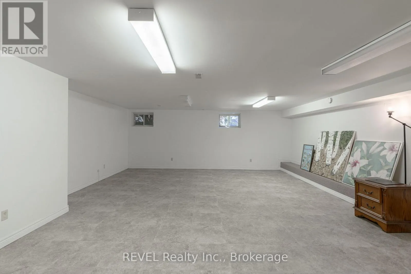 522 MISSISSAGUA ROAD