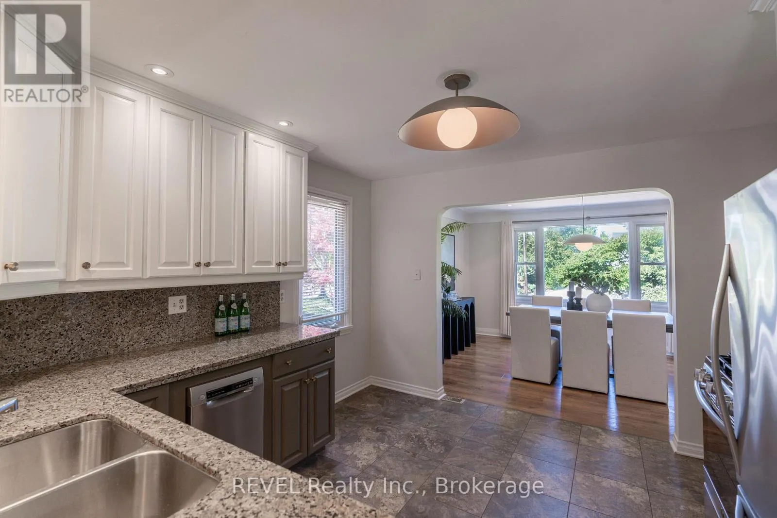 522 MISSISSAGUA ROAD