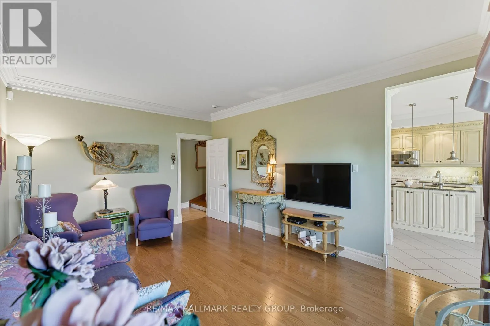 3285 FRONT ROAD S