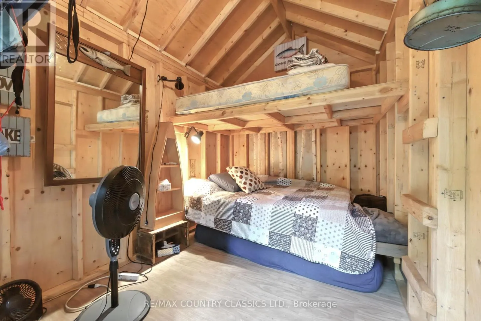 1258 KAMANISKEG LAKE ROAD