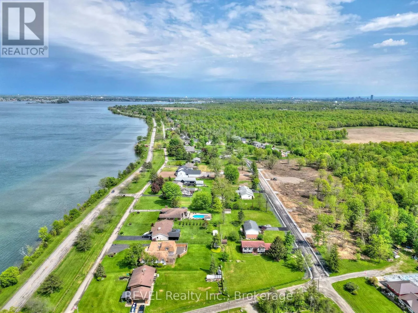 (LOT 5) 2136 HOUCK CRESCENT