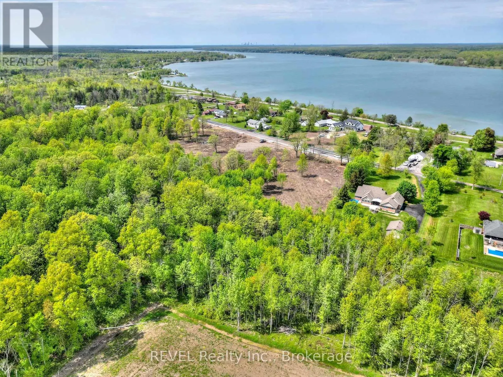 (LOT 5) 2136 HOUCK CRESCENT