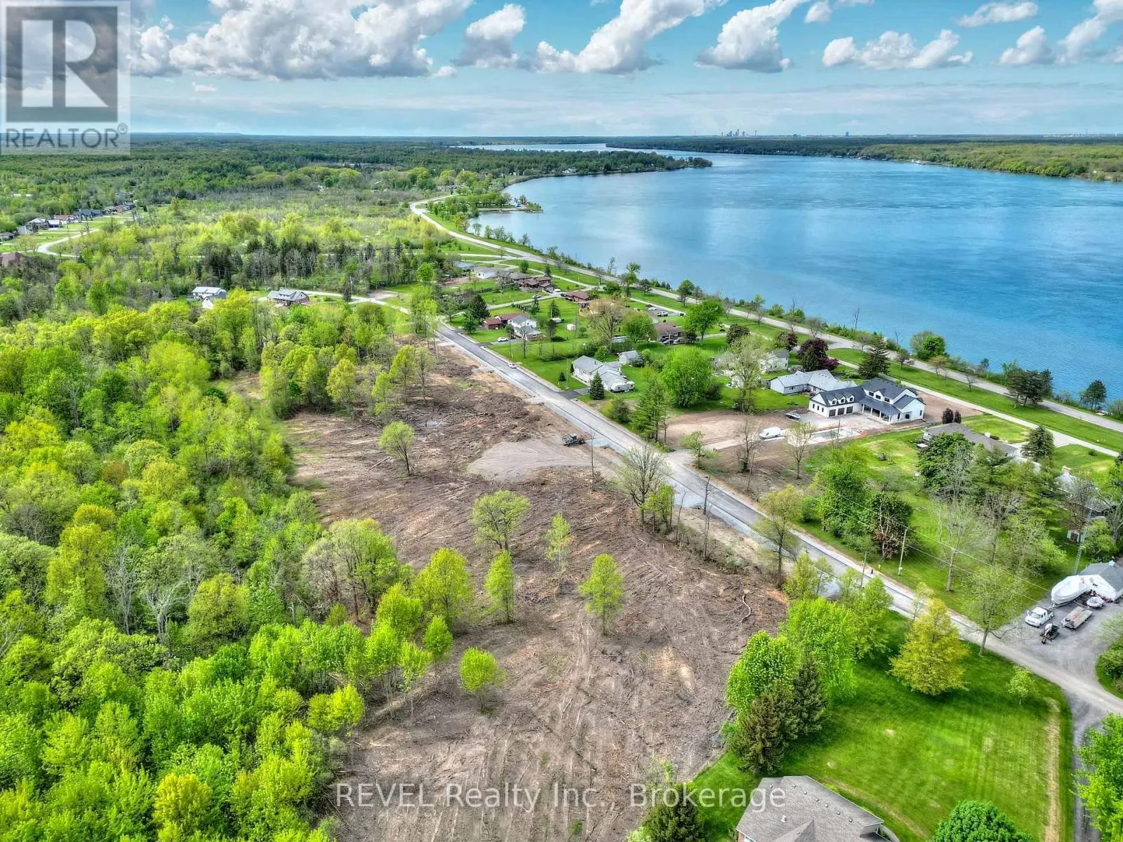 (LOT 5) 2136 HOUCK CRESCENT