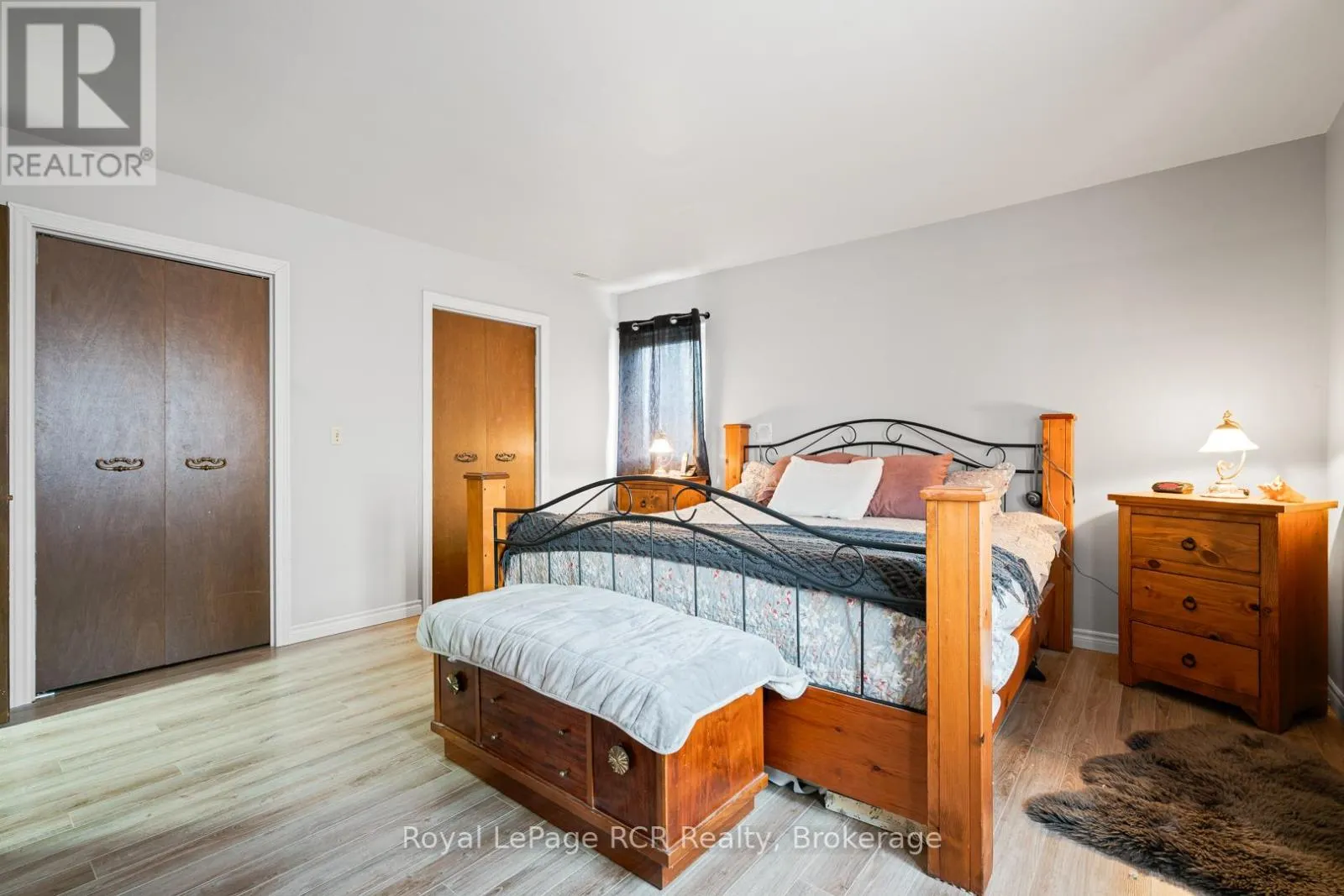 136 4TH AVENUE