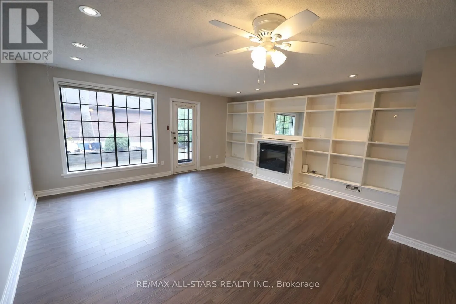 602 - 200 EAST STREET S #602