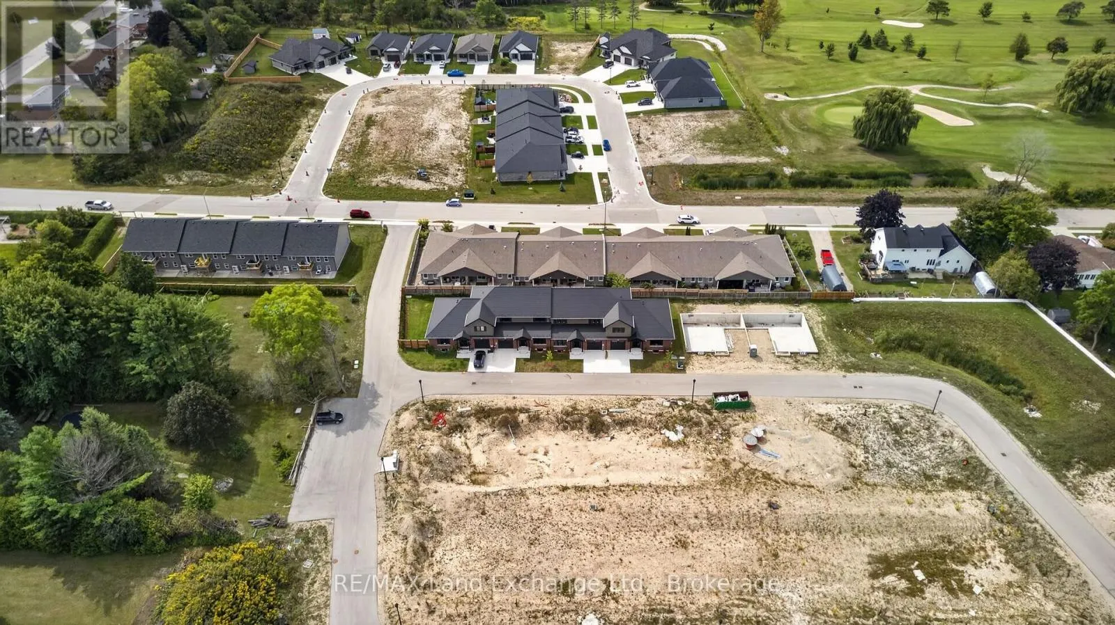 UNIT 5 - 8 GOLF LINKS ROAD #Unit 5