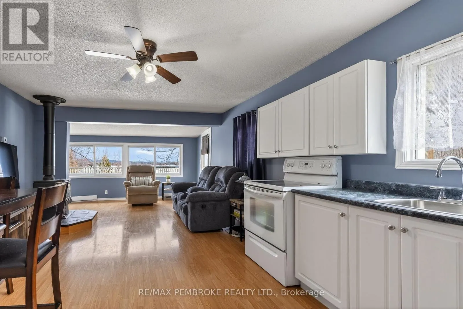 80 MACGREGOR BAY TRAIL