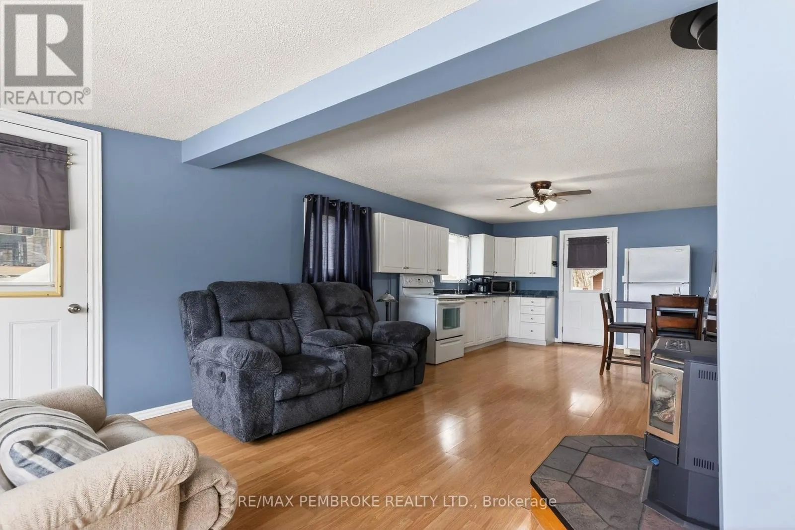 80 MACGREGOR BAY TRAIL