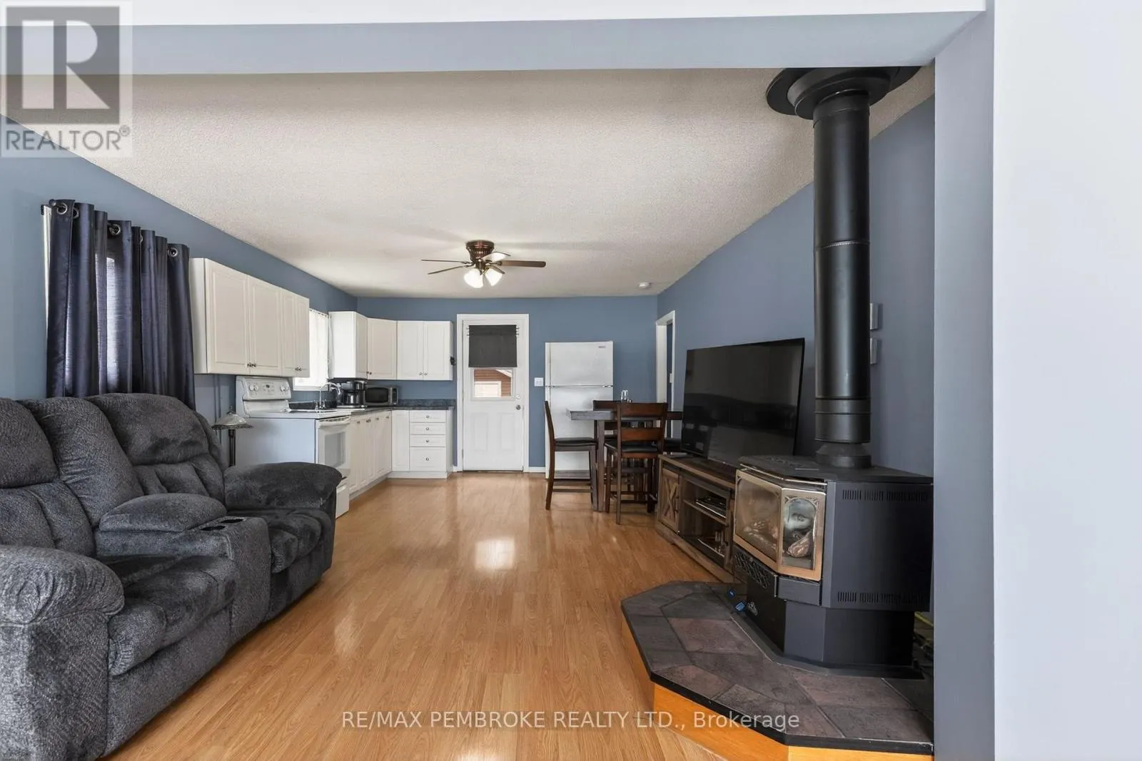80 MACGREGOR BAY TRAIL