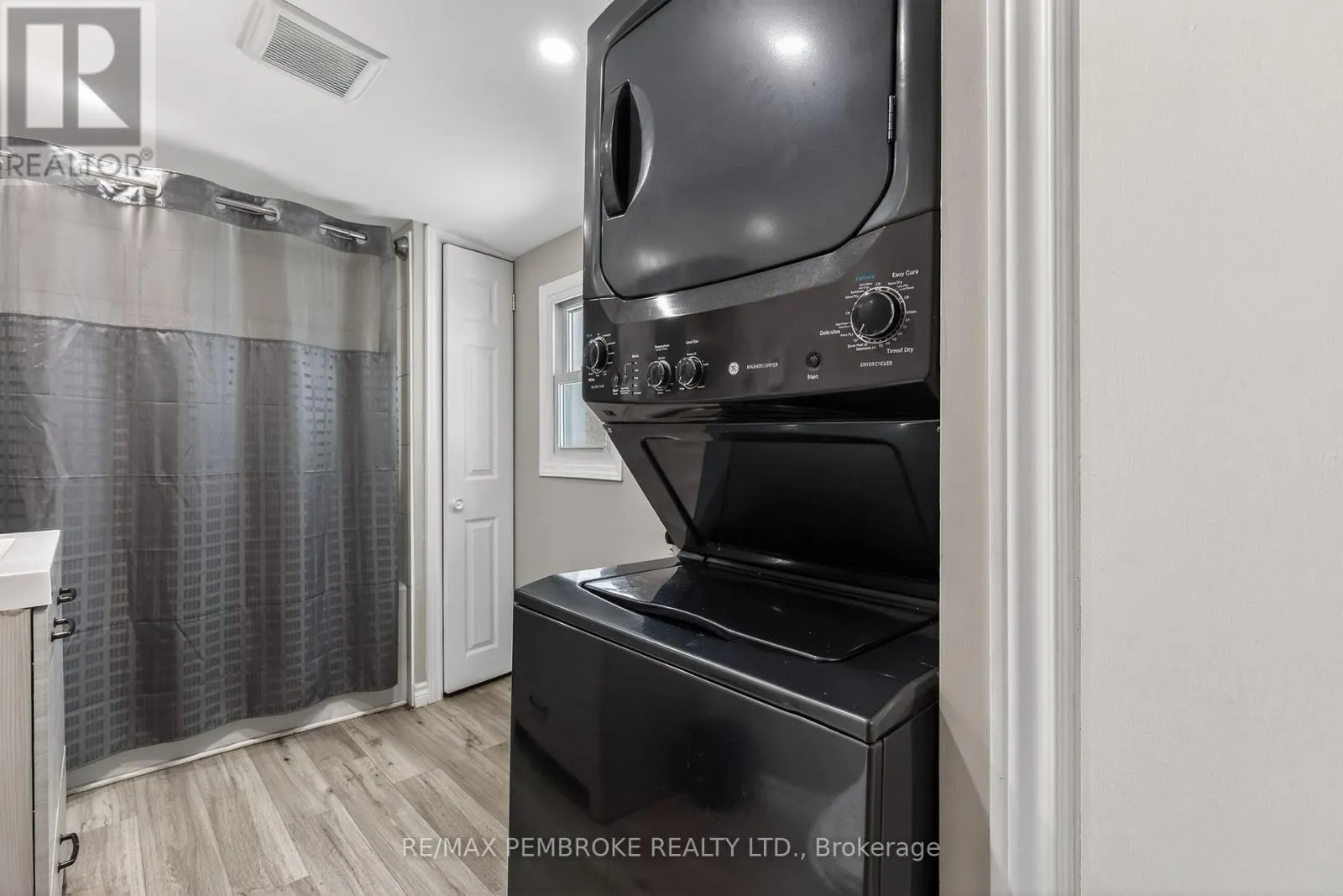 80 MACGREGOR BAY TRAIL