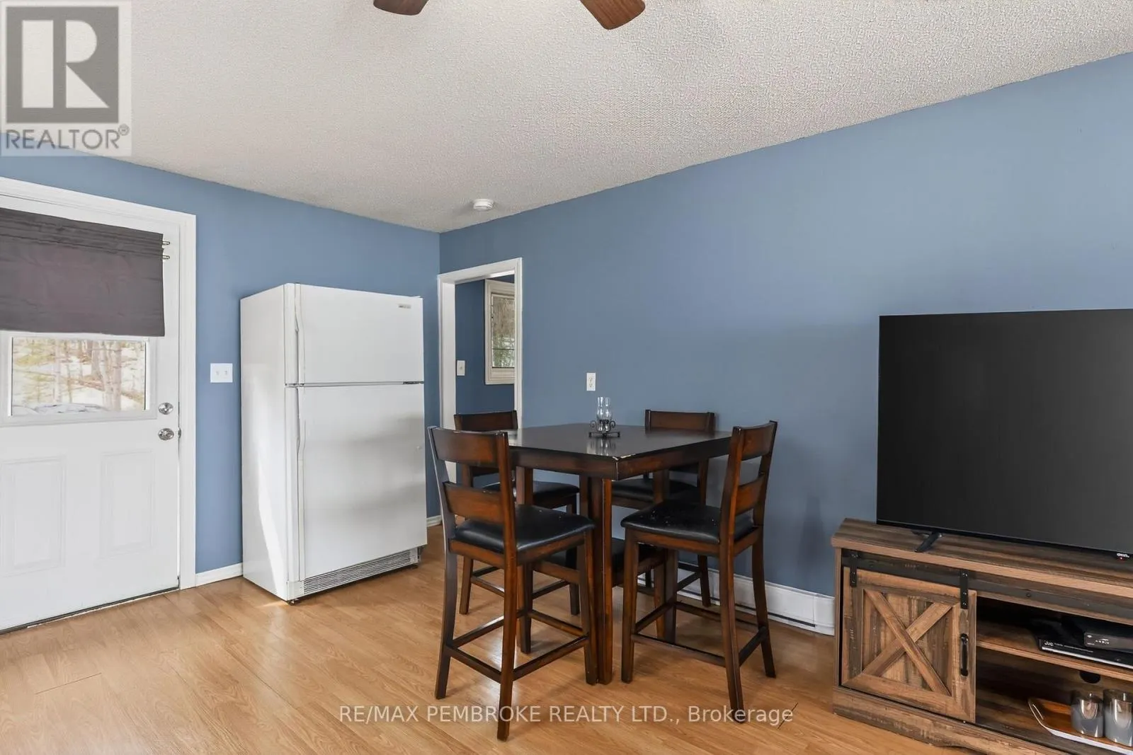 80 MACGREGOR BAY TRAIL