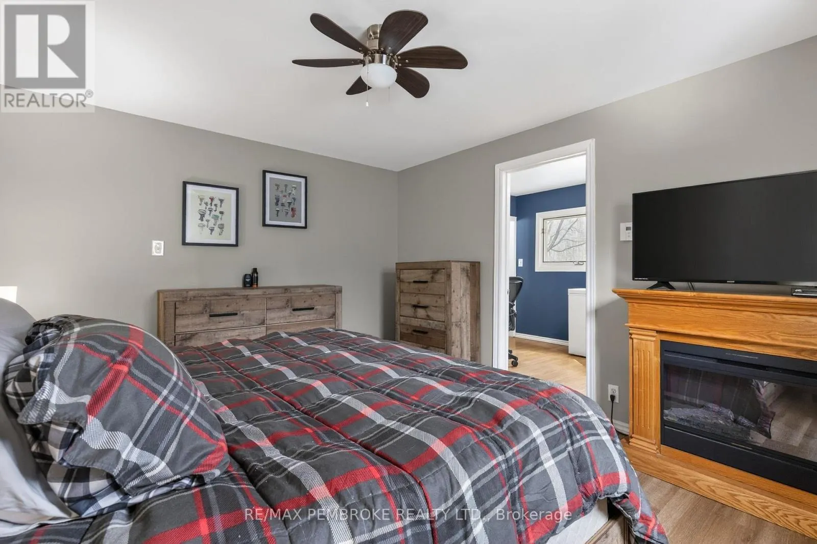 80 MACGREGOR BAY TRAIL