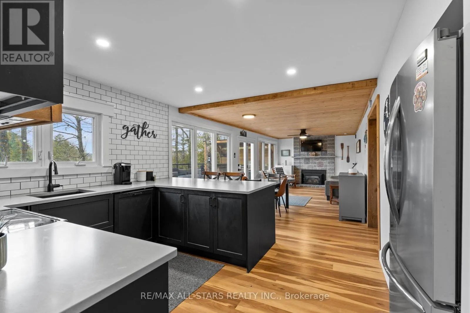 244 DEER BAY REACH ROAD S