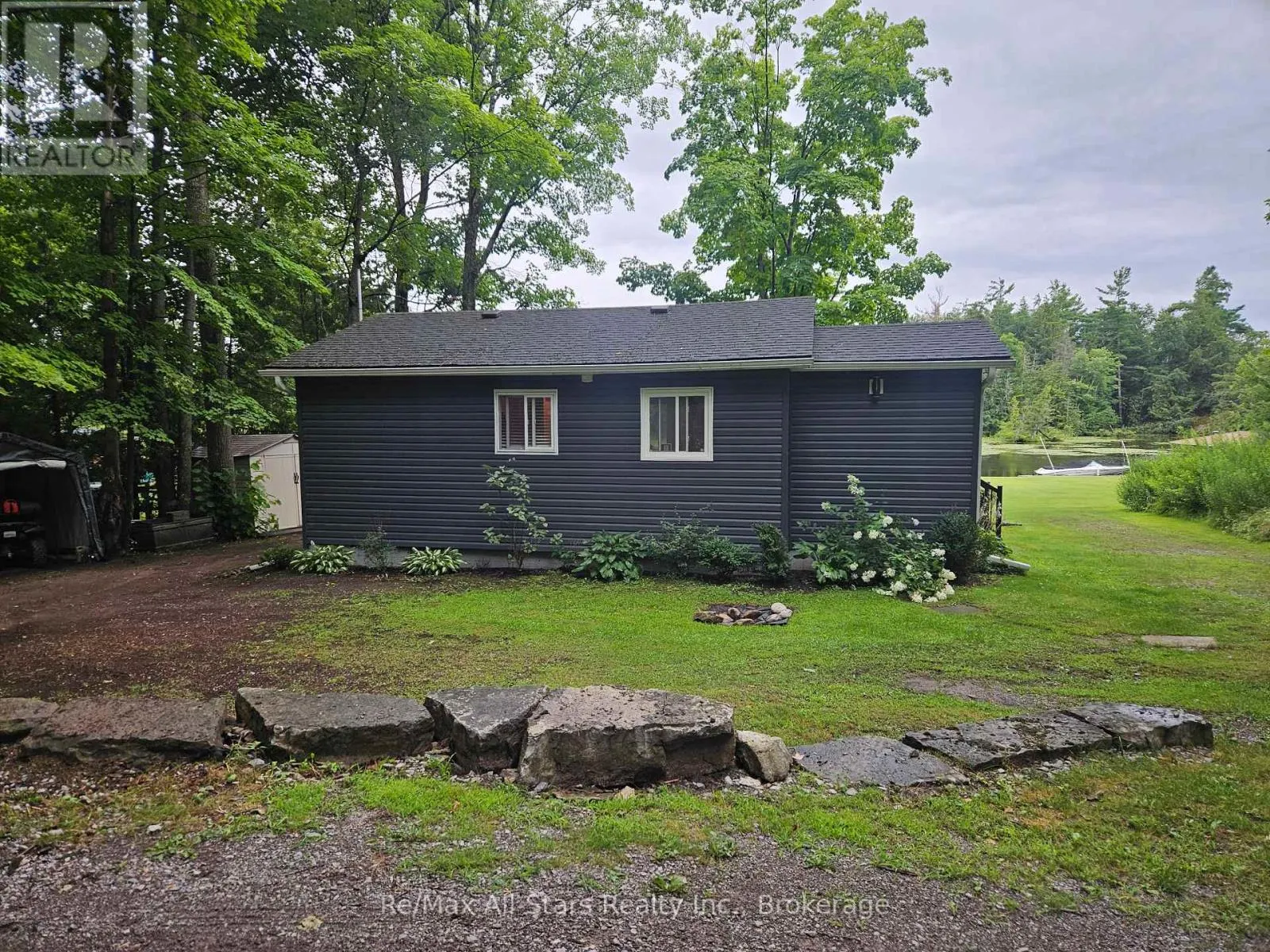 244 DEER BAY REACH ROAD S