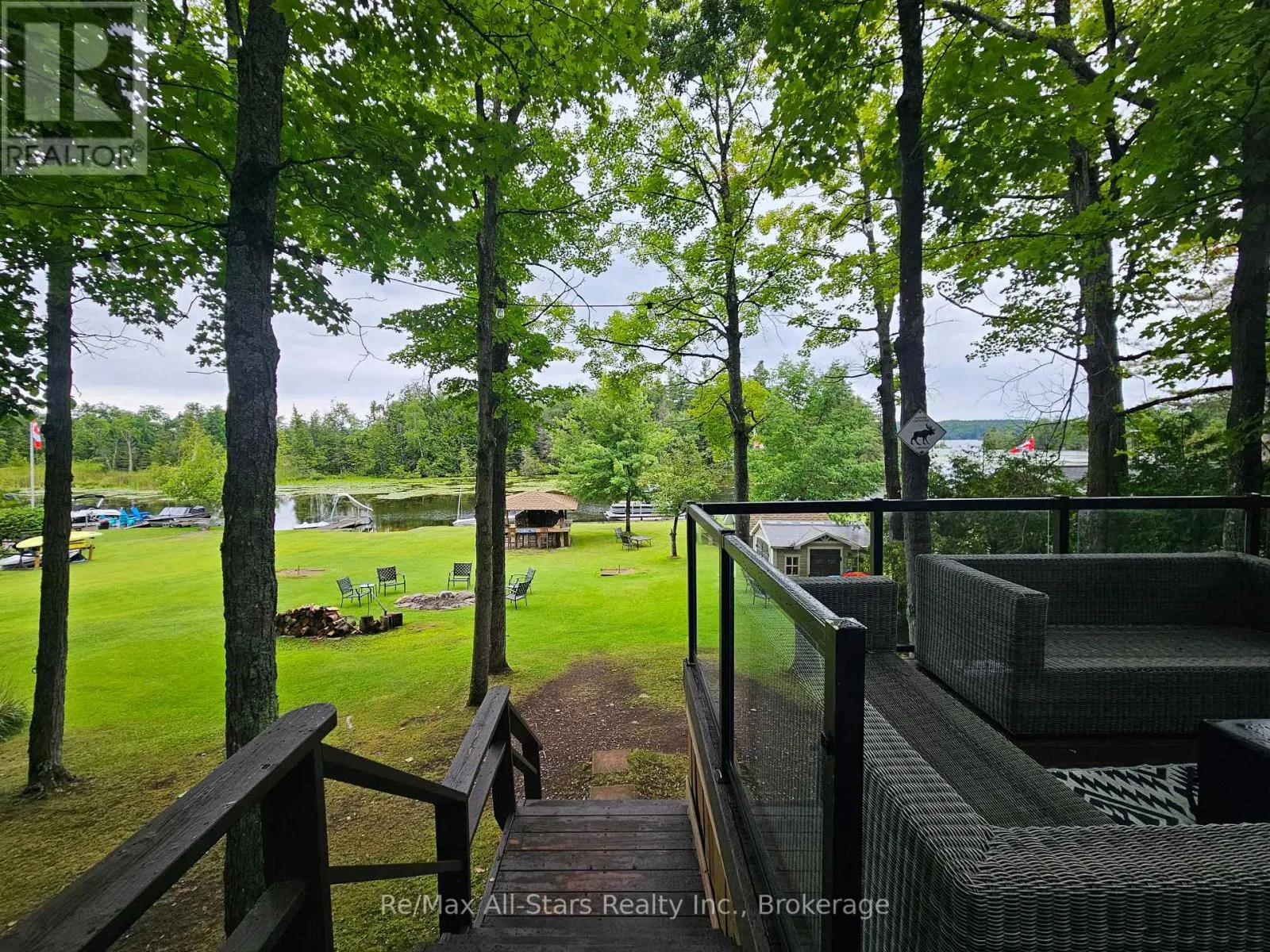 244 DEER BAY REACH ROAD S