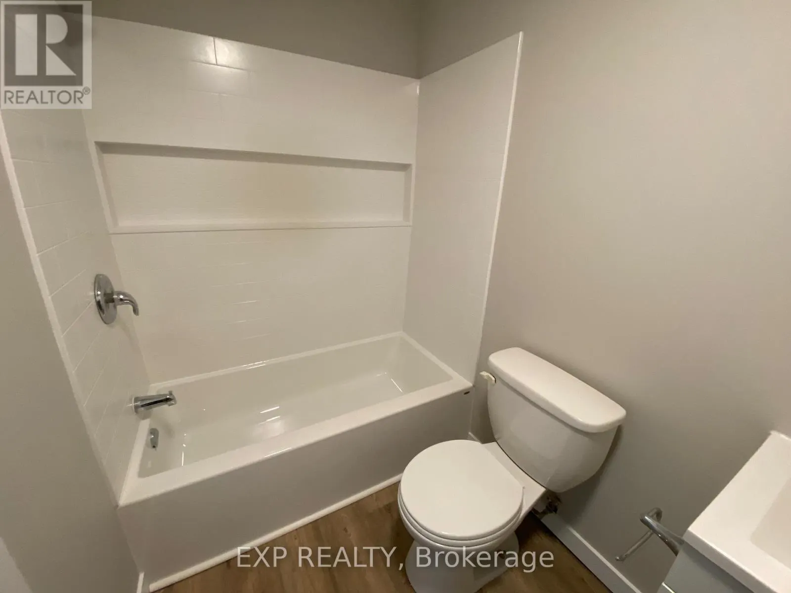 50 CENTRAL AVENUE W