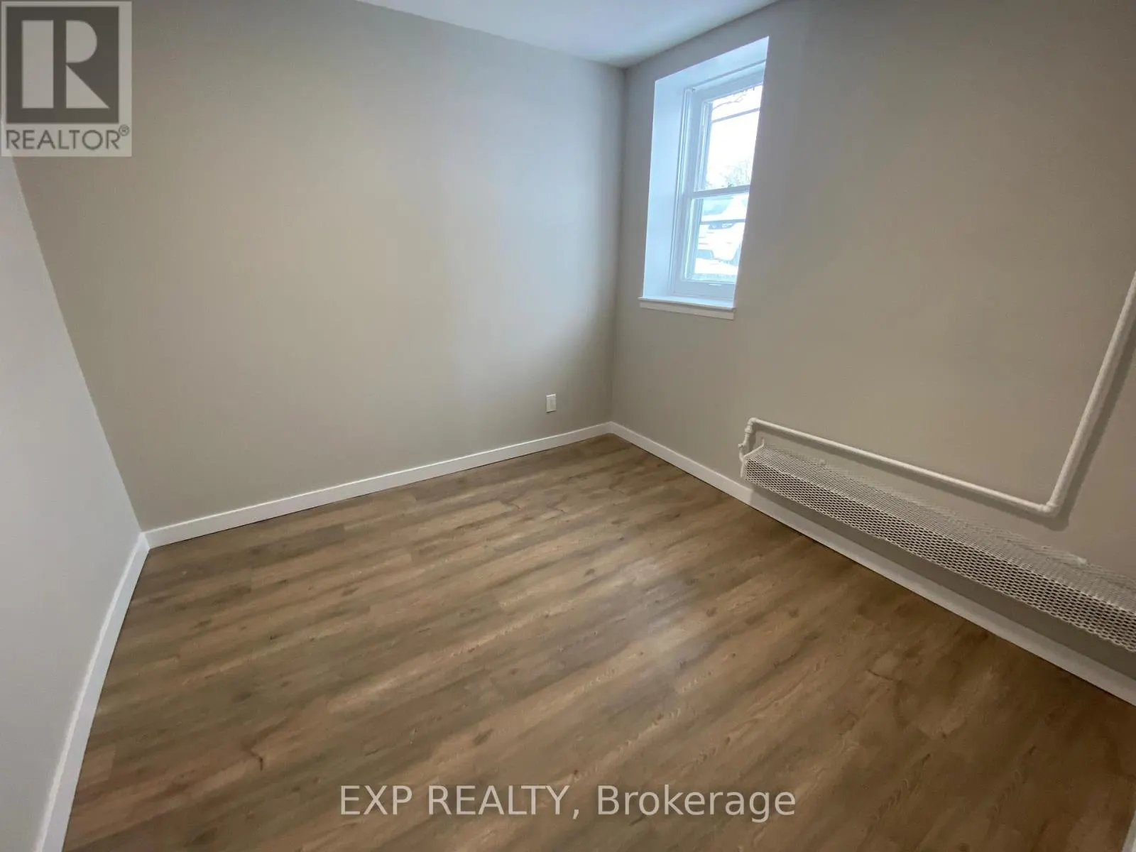 50 CENTRAL AVENUE W