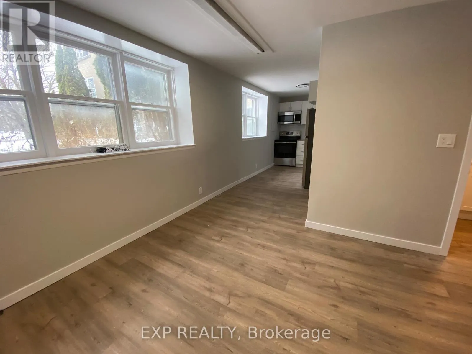 50 CENTRAL AVENUE W