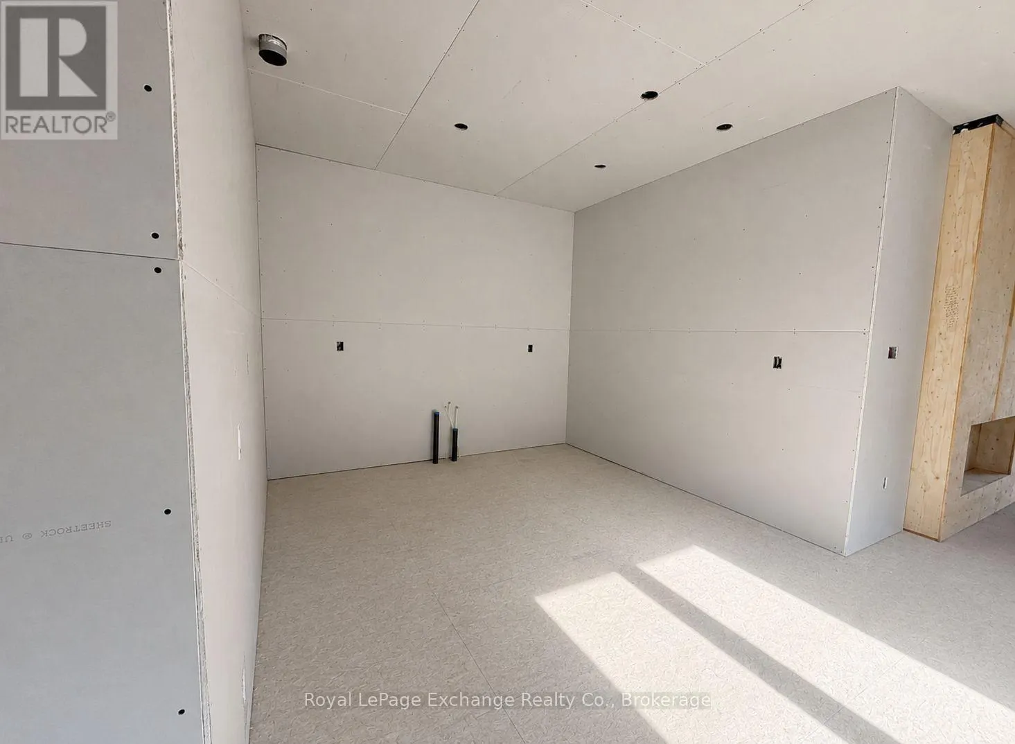 UNIT 1 - 321 ARNAUD STREET #Unit 1