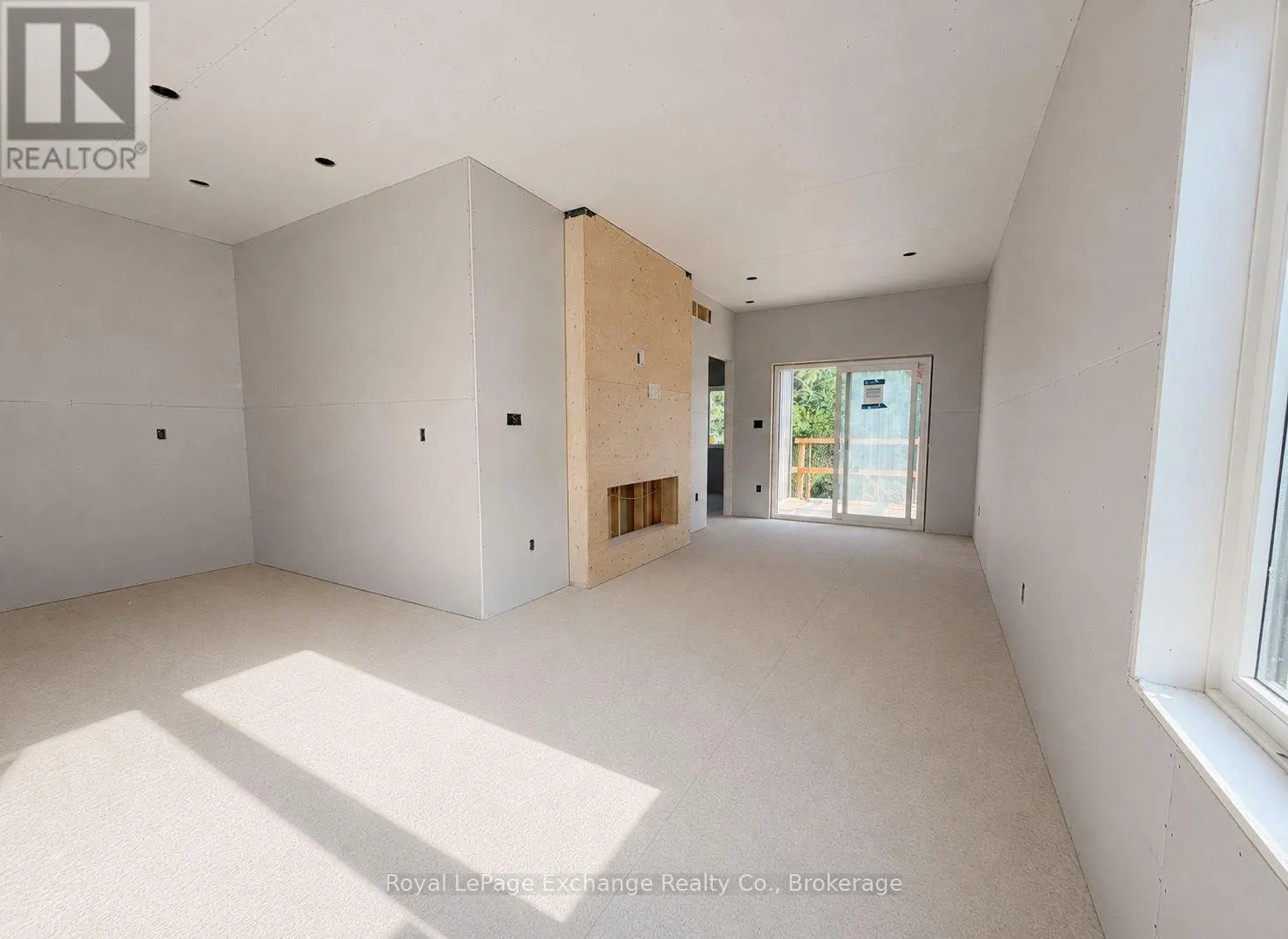 UNIT 1 - 321 ARNAUD STREET #Unit 1