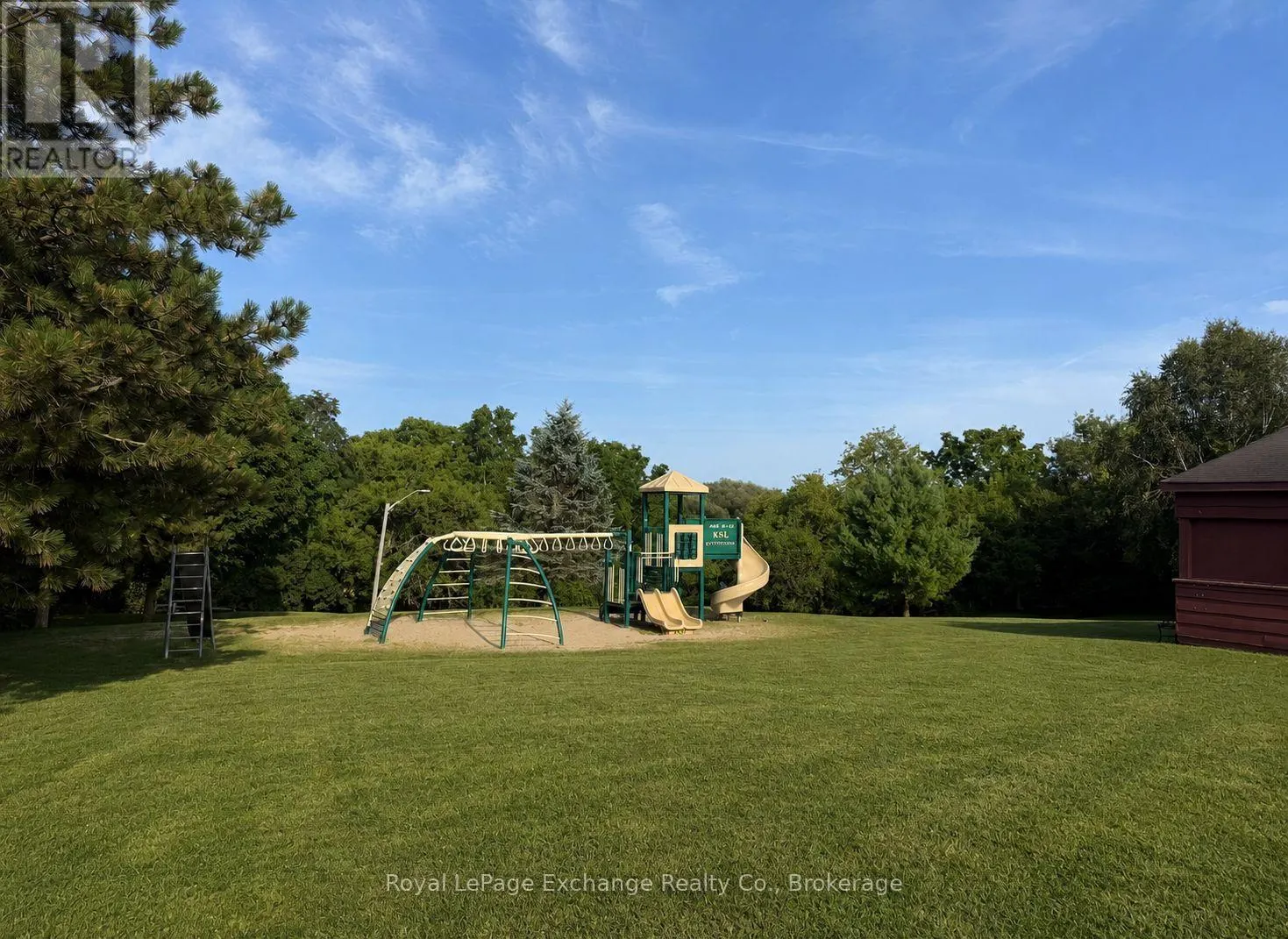 UNIT 1 - 321 ARNAUD STREET #Unit 1