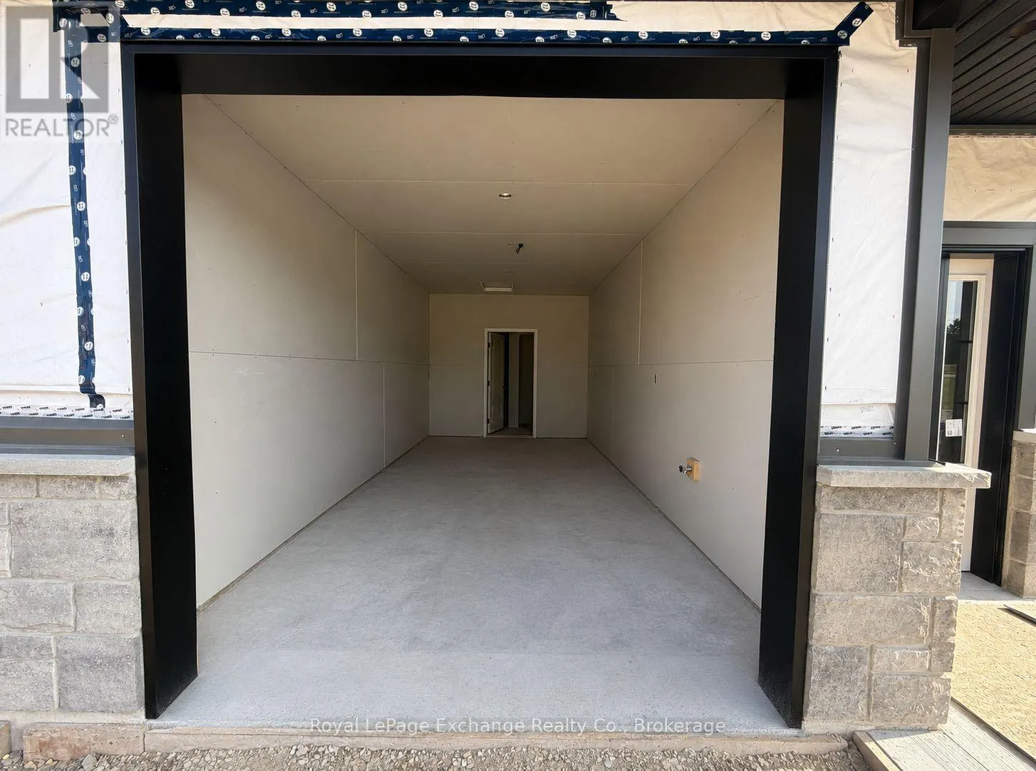 UNIT 1 - 321 ARNAUD STREET #Unit 1