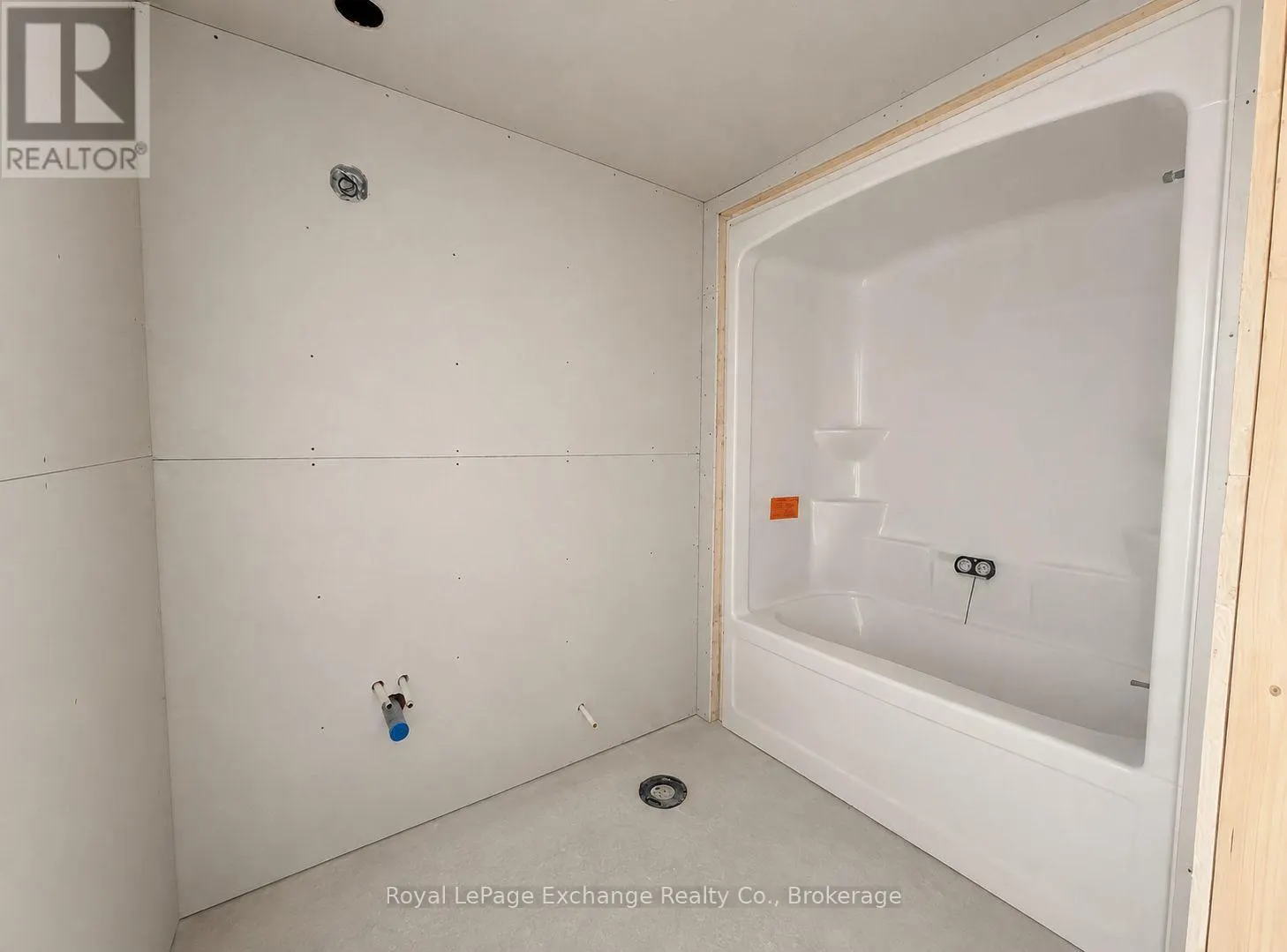 UNIT 1 - 321 ARNAUD STREET #Unit 1
