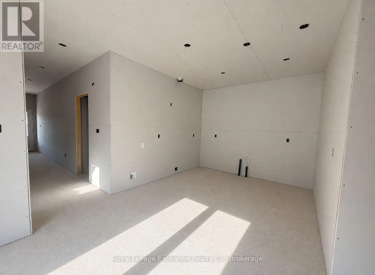 UNIT 1 - 321 ARNAUD STREET #Unit 1