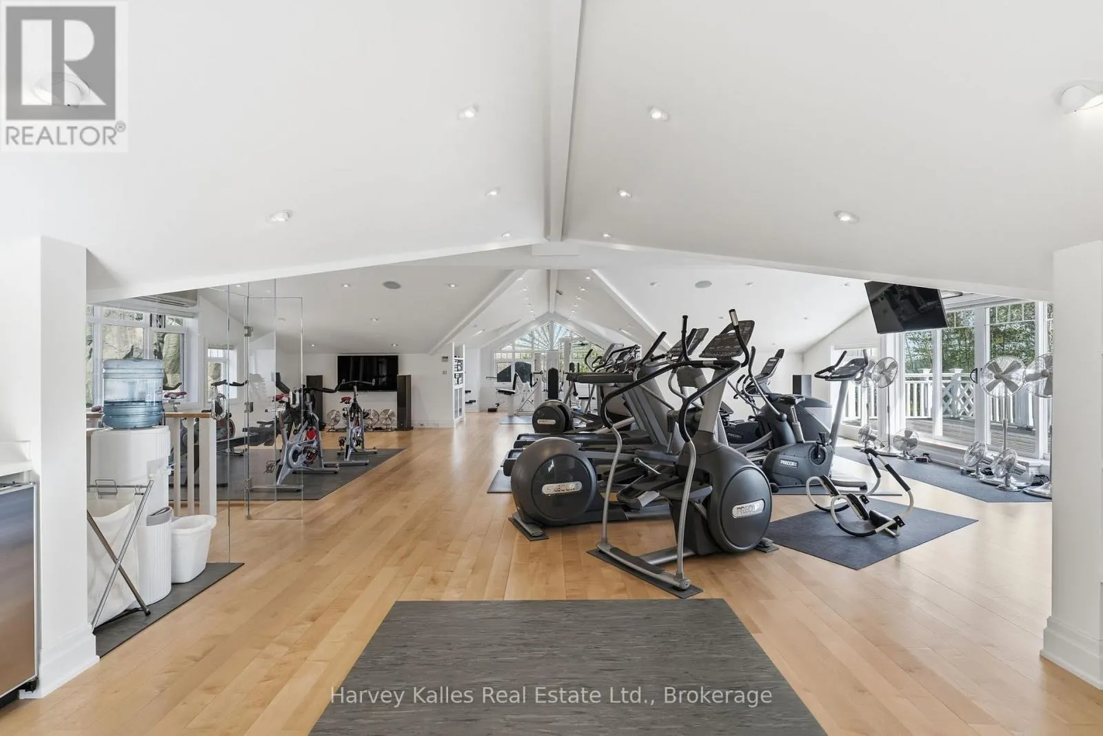21 - 1158 RANWOOD ROAD #21