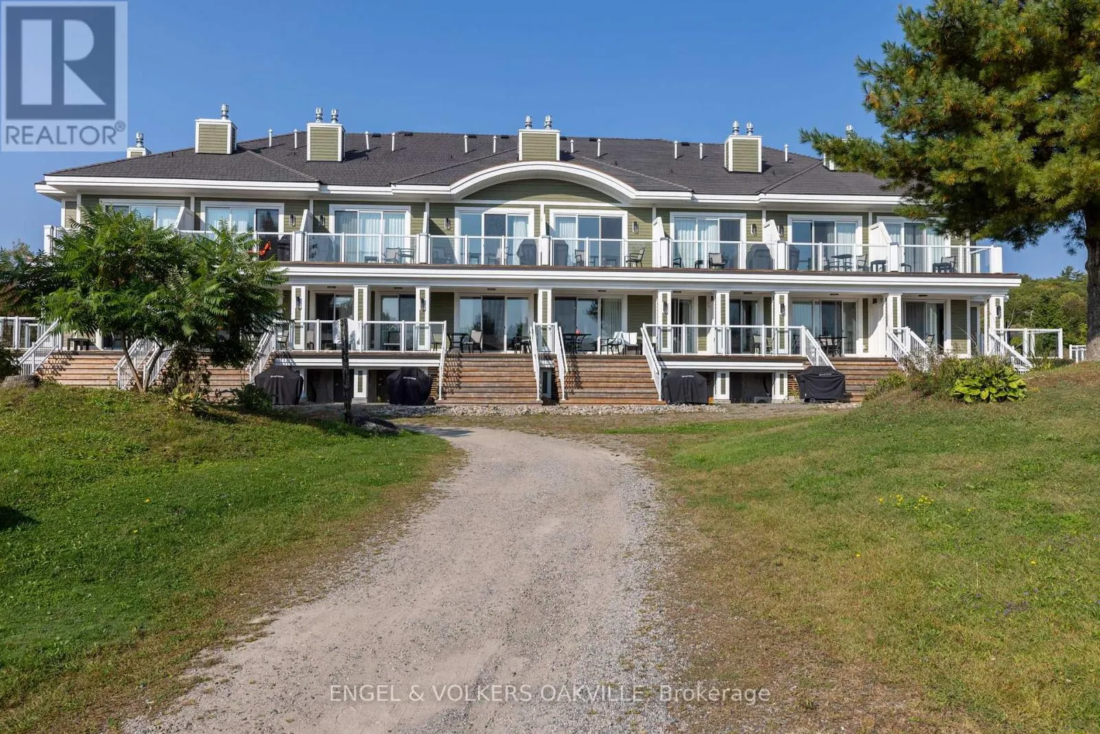 C-103 - 1869 MUSKOKA ROAD 118 W