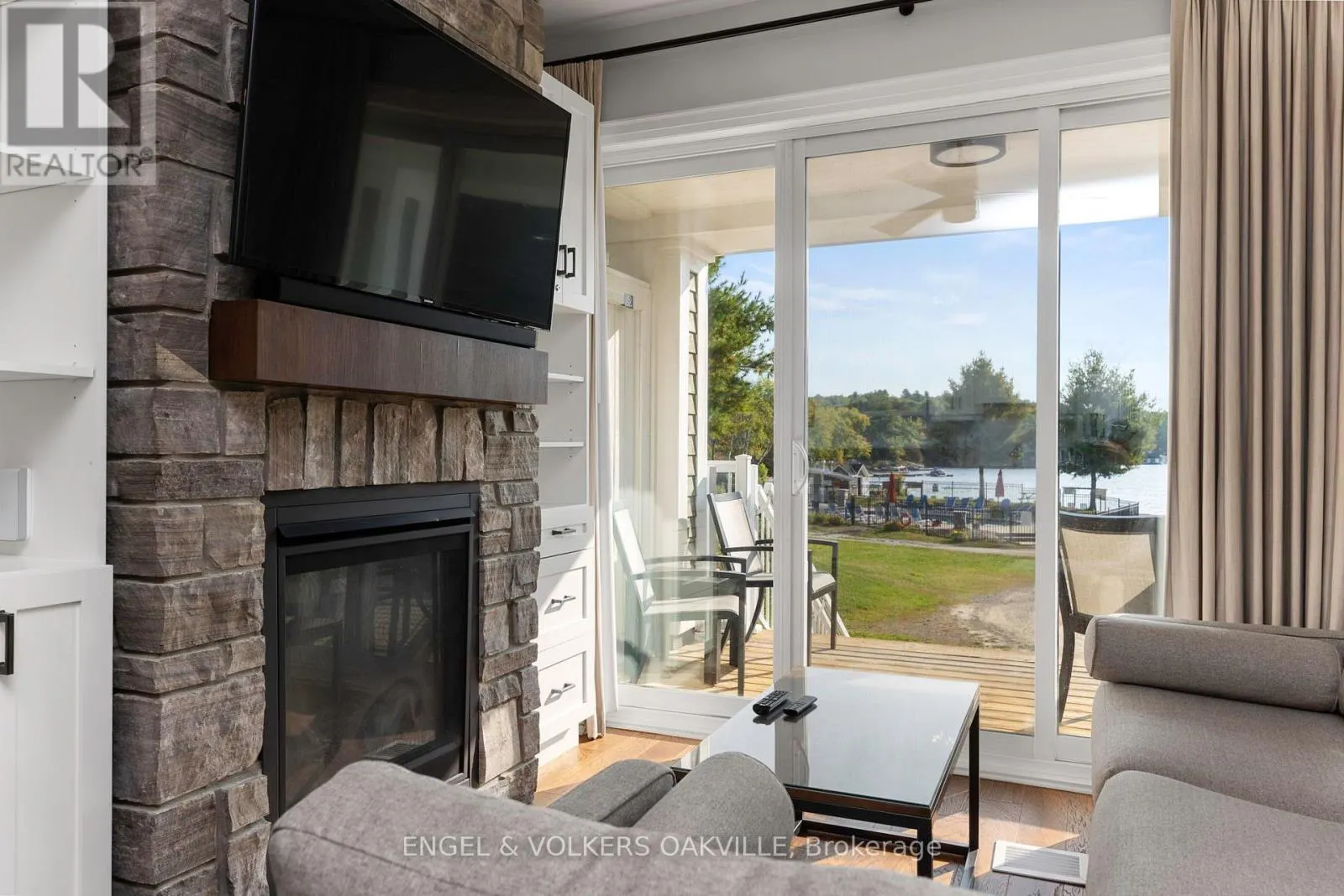 C-103 - 1869 MUSKOKA ROAD 118 W
