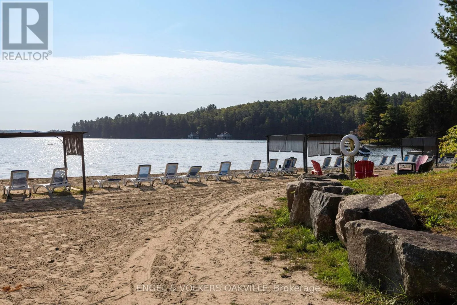 C-103 - 1869 MUSKOKA ROAD 118 W