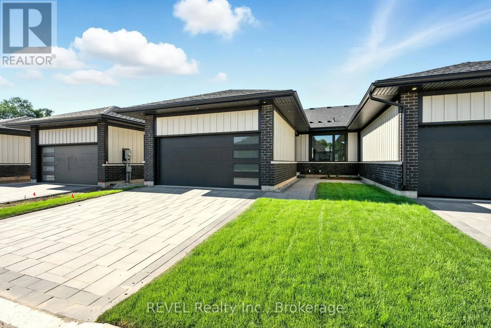 11 ACCURSI CRESCENT