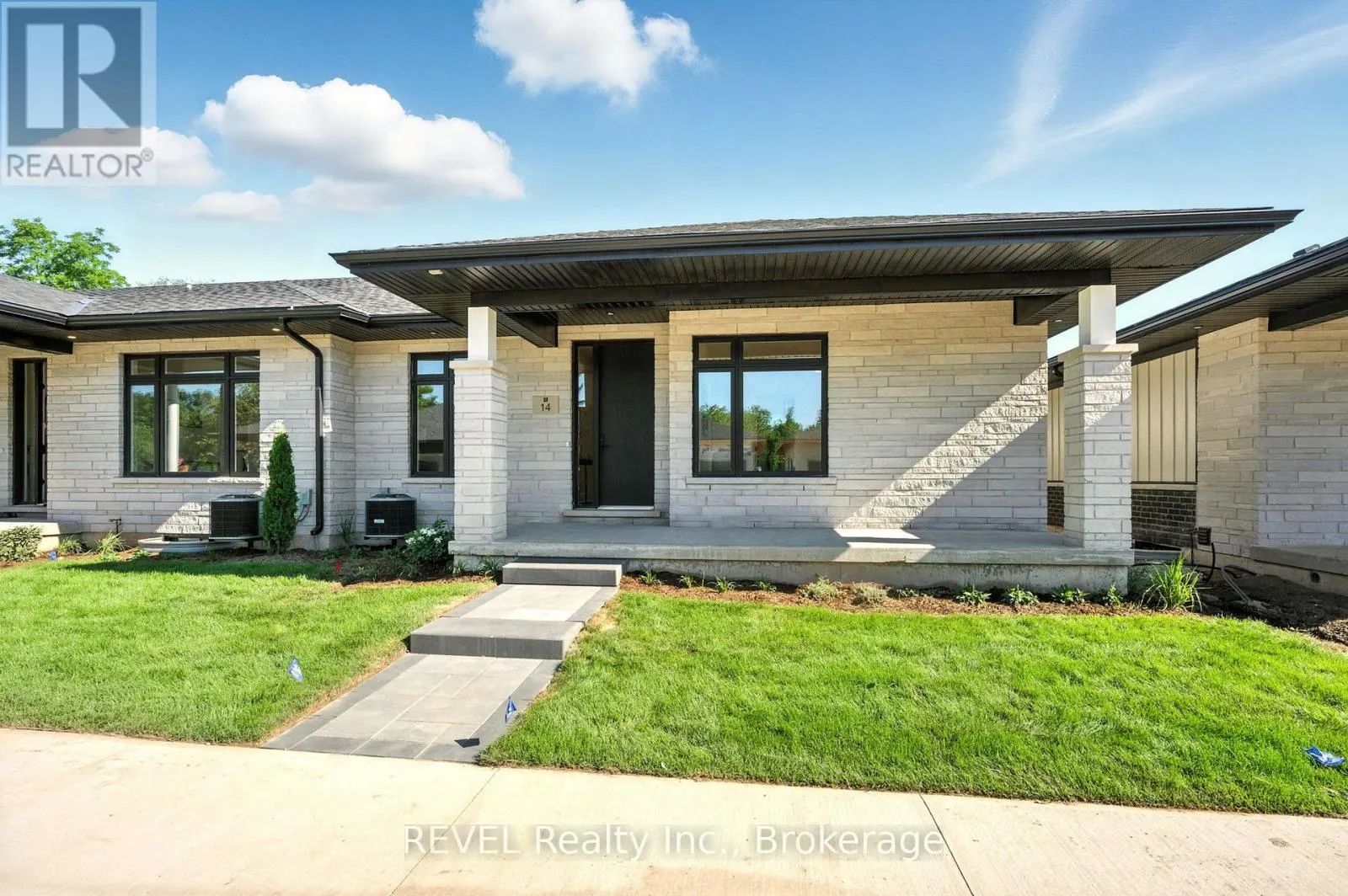 11 ACCURSI CRESCENT