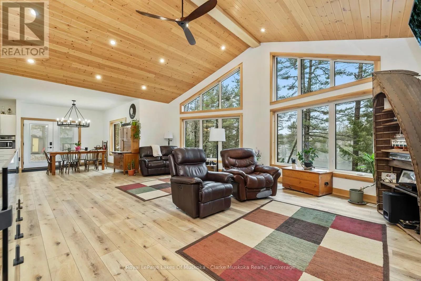 5 - 1062 PENNWOOD ROAD #5