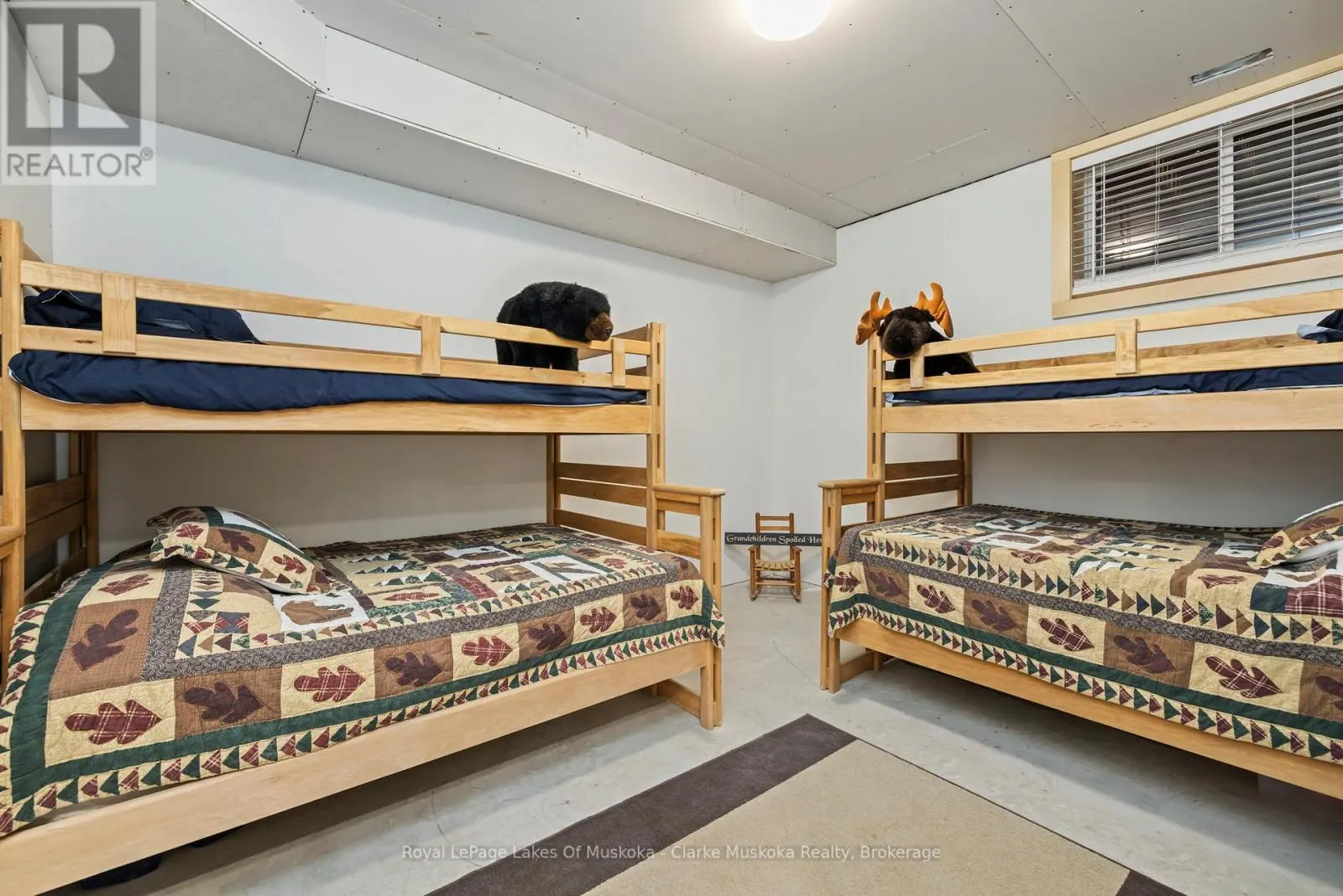 5 - 1062 PENNWOOD ROAD #5