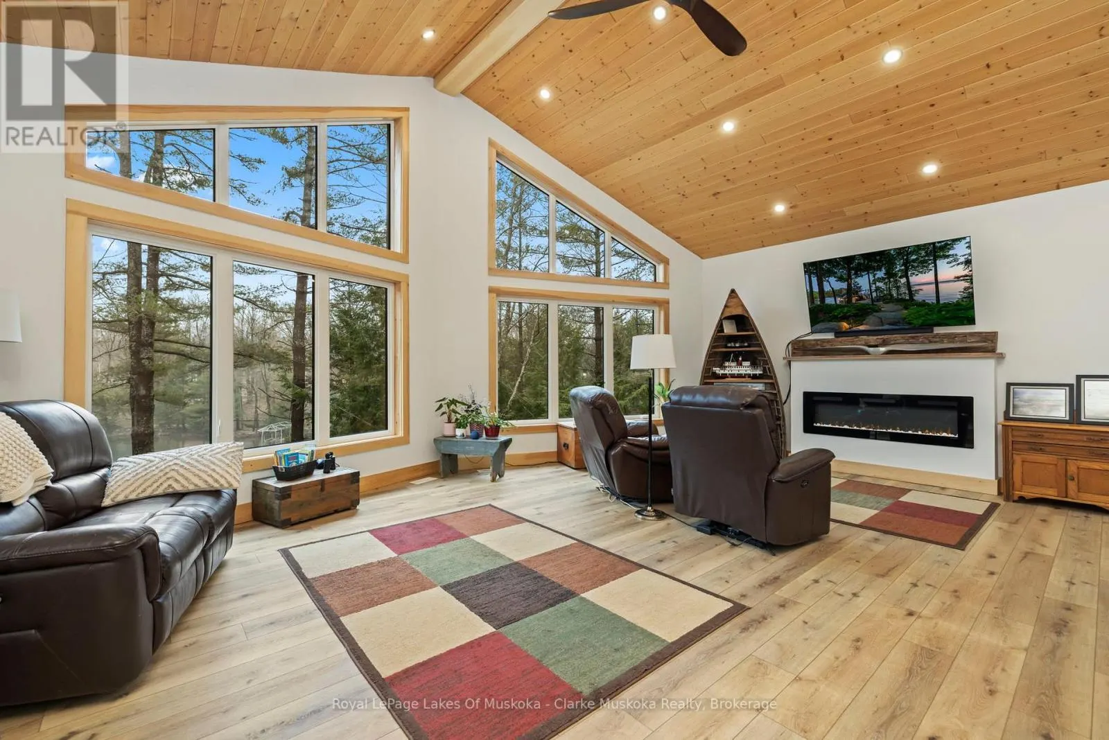 5 - 1062 PENNWOOD ROAD #5