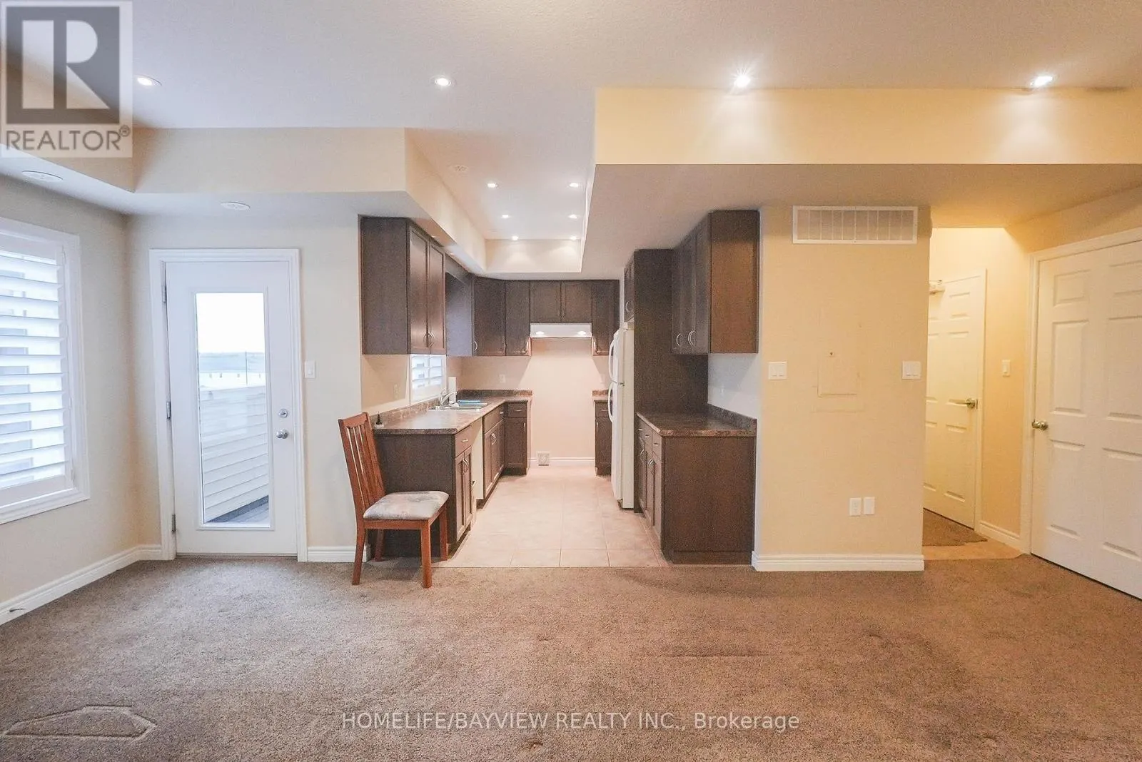 B1 - 70 WILLOWRUN DRIVE