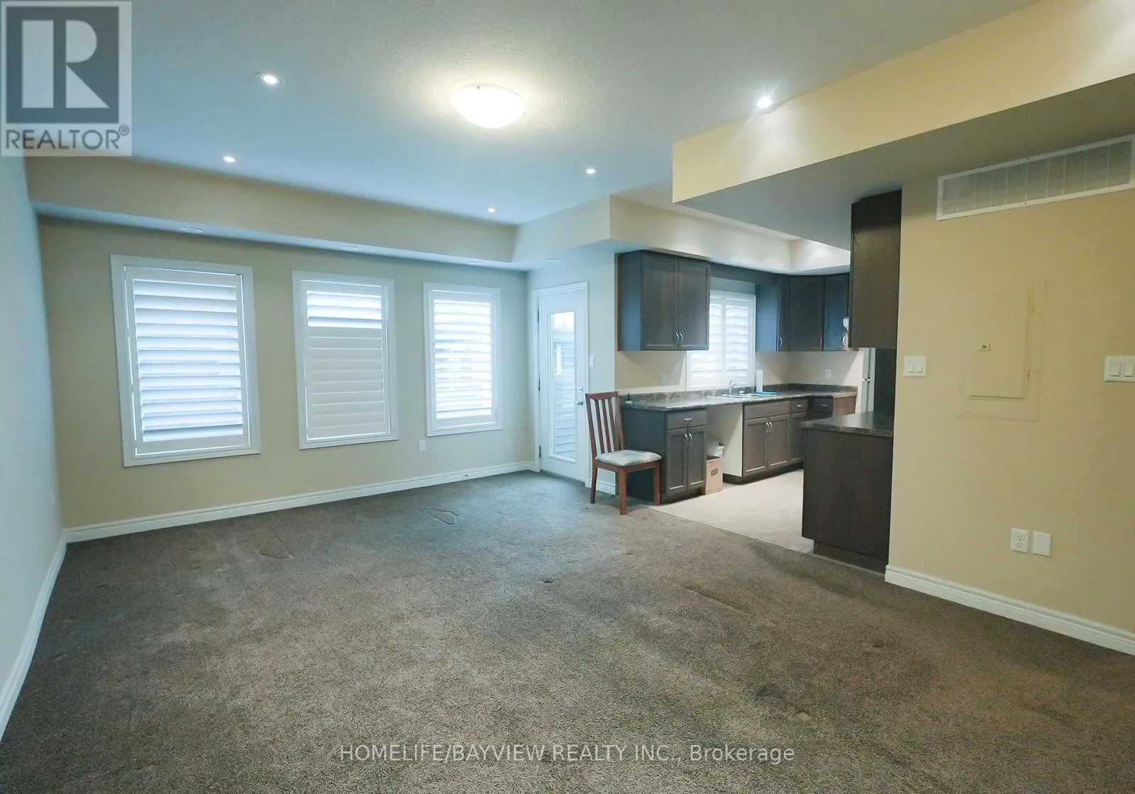 B1 - 70 WILLOWRUN DRIVE