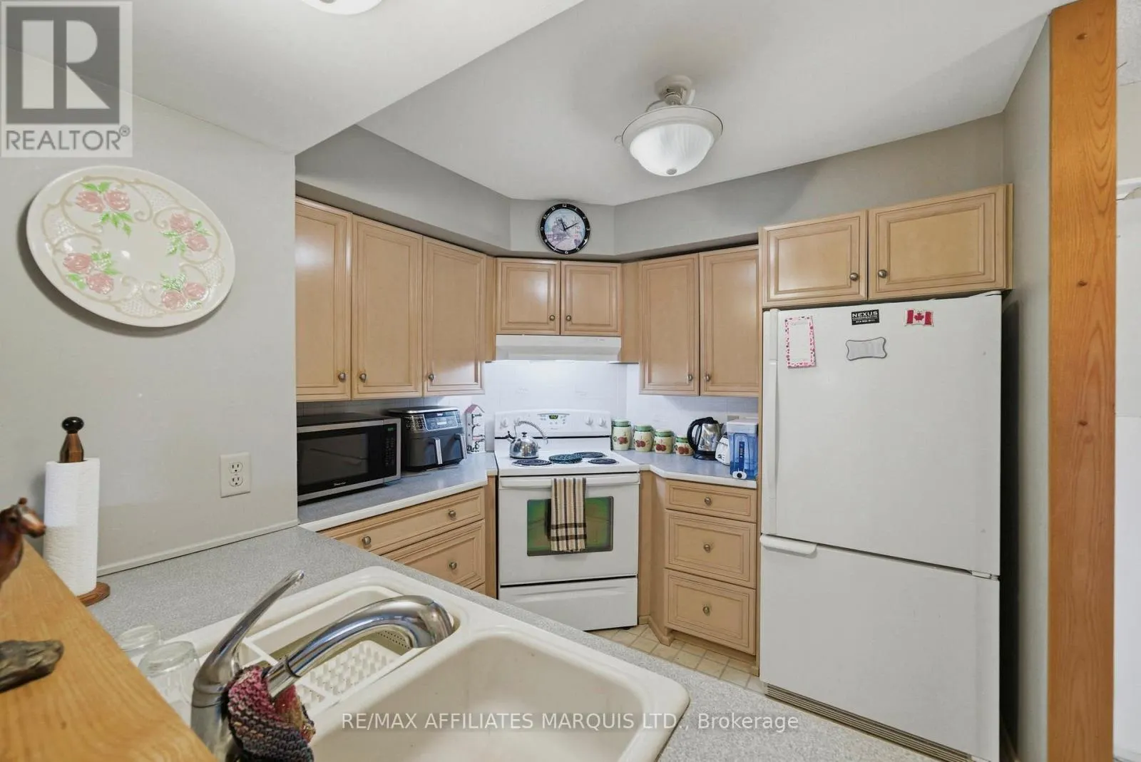 408 - 121 WATER STREET W
