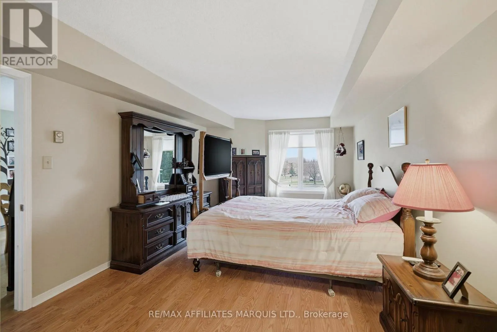 408 - 121 WATER STREET W